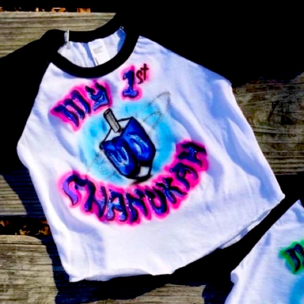 NWOT airbrushed Chanukah raglan